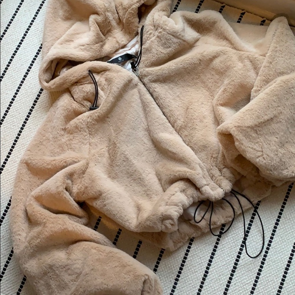 MISSGUIDED teddy bear jacket - Picture 2 of 8